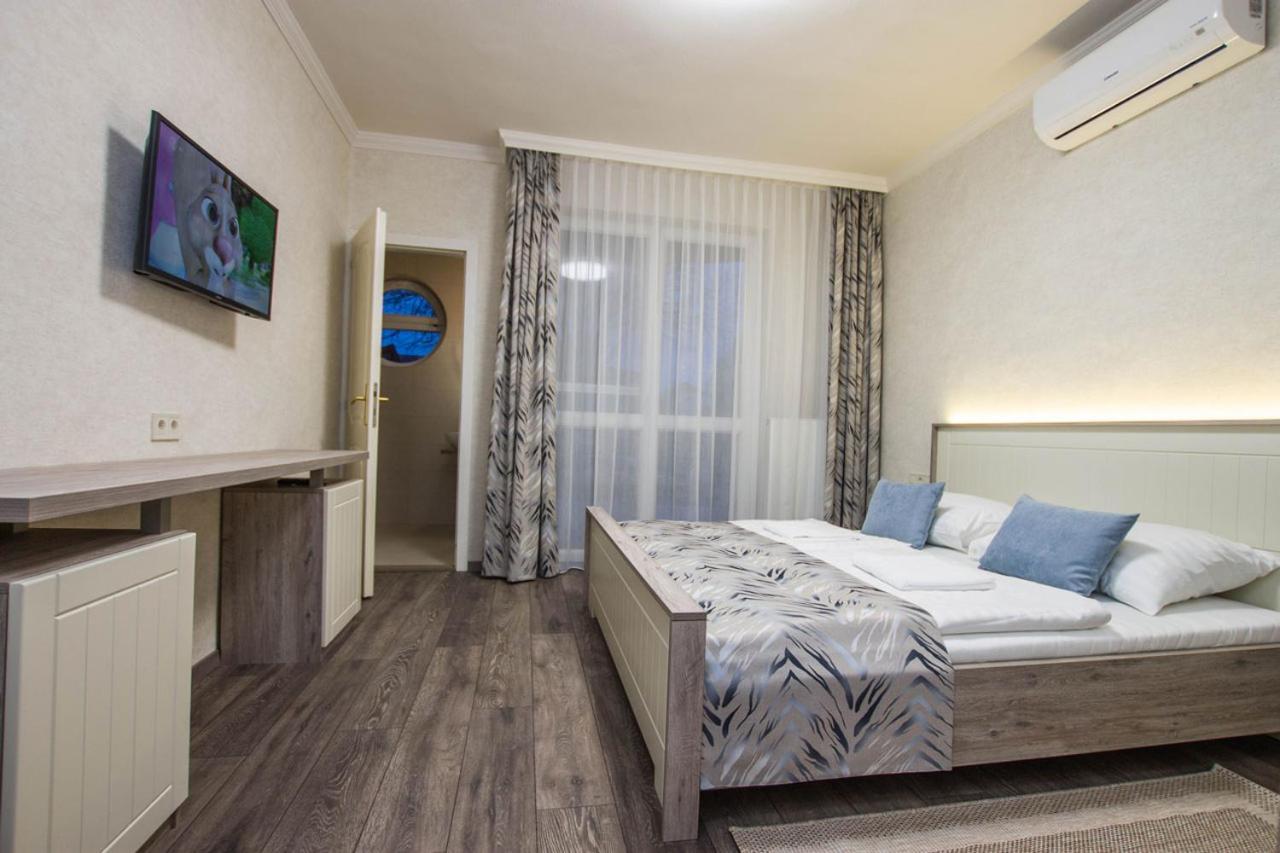 Hotel Jarja Panzio Hajdúszoboszló Exterior foto